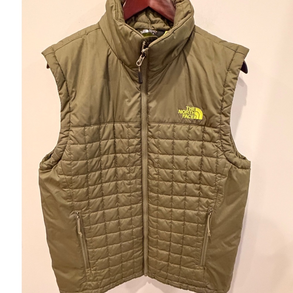 The North Face Thermoball Eco Puffer Vest Mens Medium Olive Green Neon Yellow